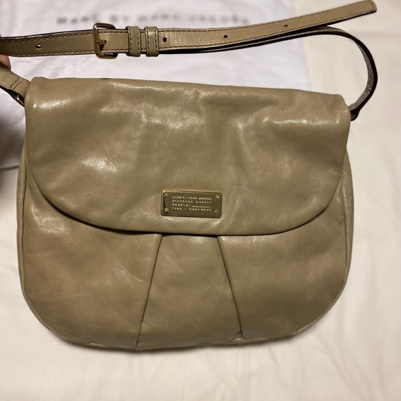 Marc By Marc Jacobs Handbags - Marc By Marc Jacobs Crossbody Purse Cement Colored